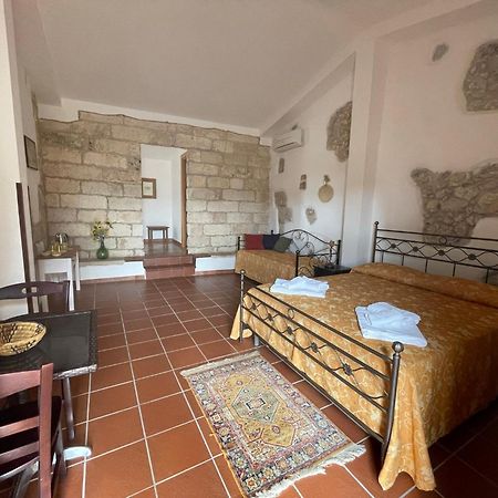 Agriturismo Masseria Saittole Carpignano Salentino Extérieur photo