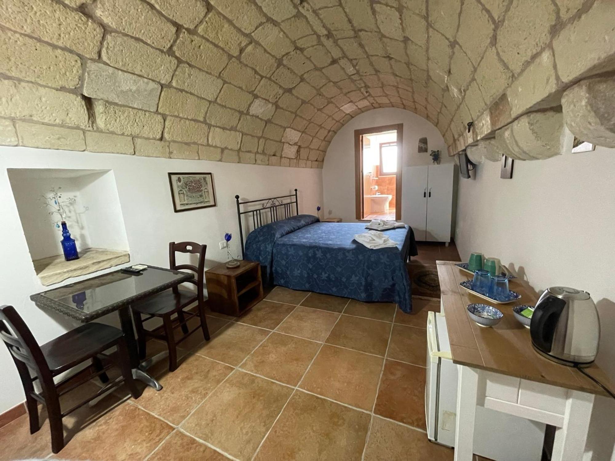 Agriturismo Masseria Saittole Carpignano Salentino Extérieur photo